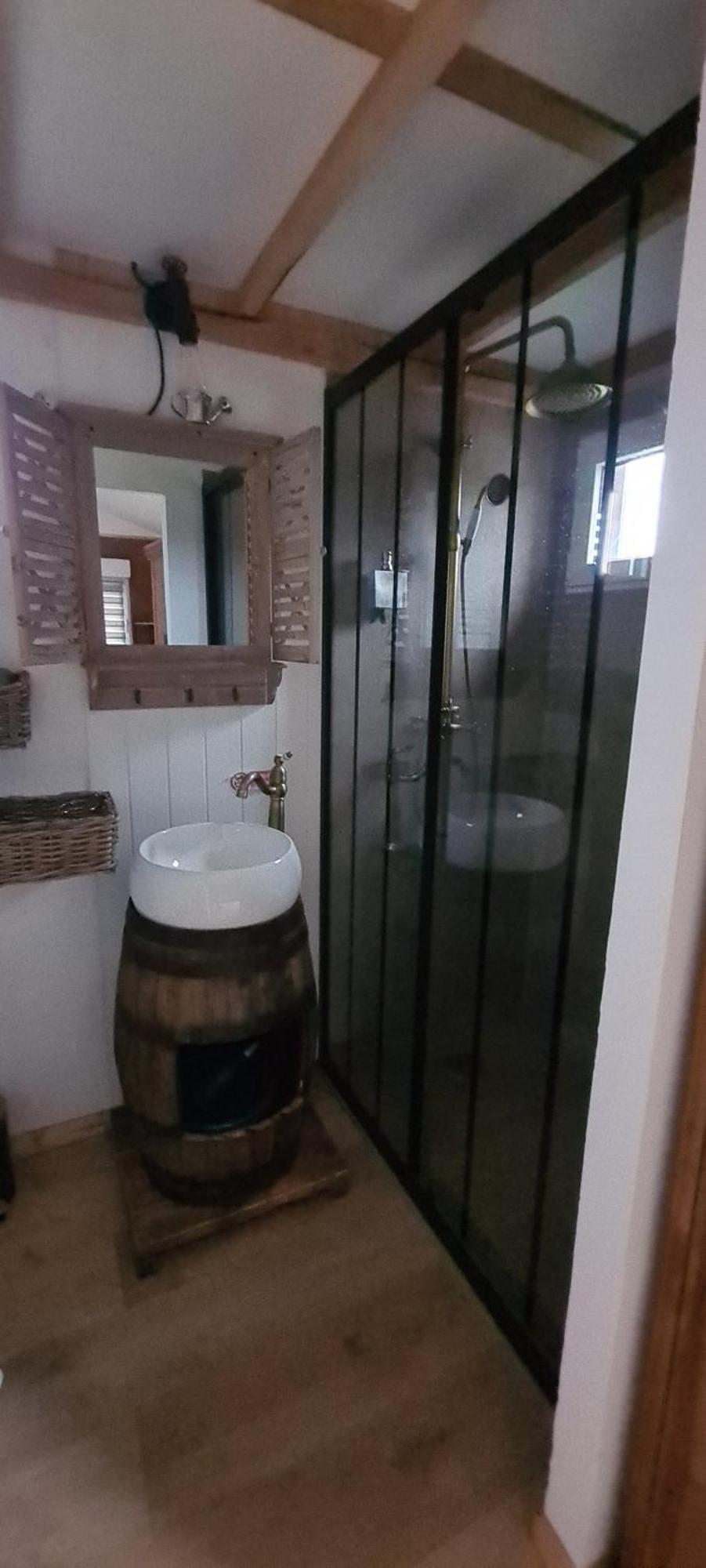 Les Milles Bottes Et Ses Roulottes Βίλα Encausse-les-Thermes Εξωτερικό φωτογραφία